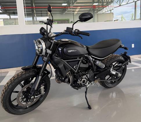 DUCATI SCRAMBLER ICON 